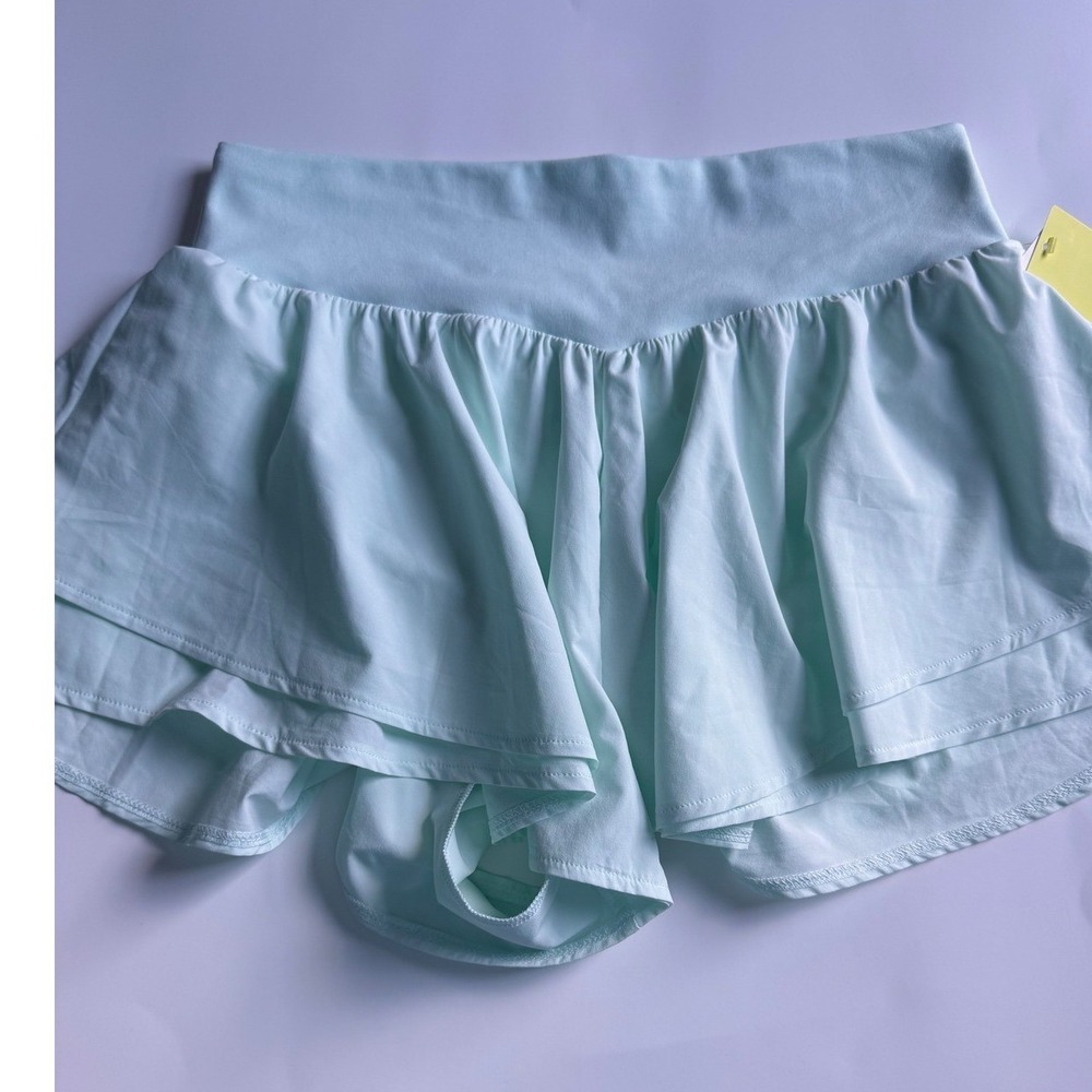 All in Motion Womens High Rise Ruffle Athletic Shorts Mint Green Medium NWT